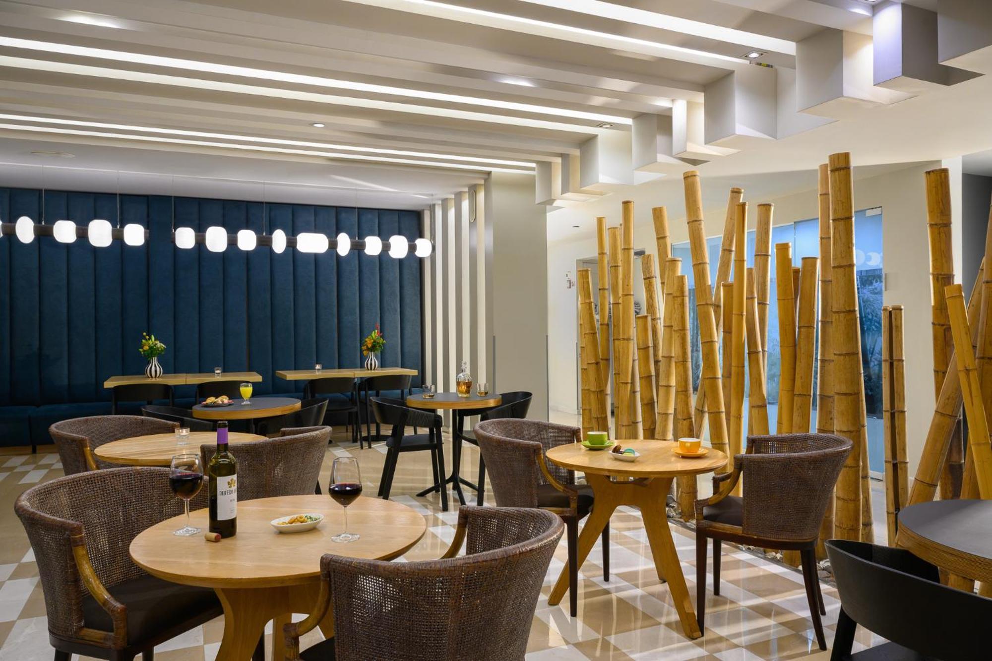 Sadot Hotel Ben Gurion Airport - An Atlas Boutique Hotel Beer Yaakov Eksteriør billede